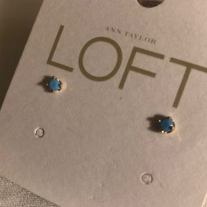 🌹3/$18🌹 Tiny turquoise colored gold studs